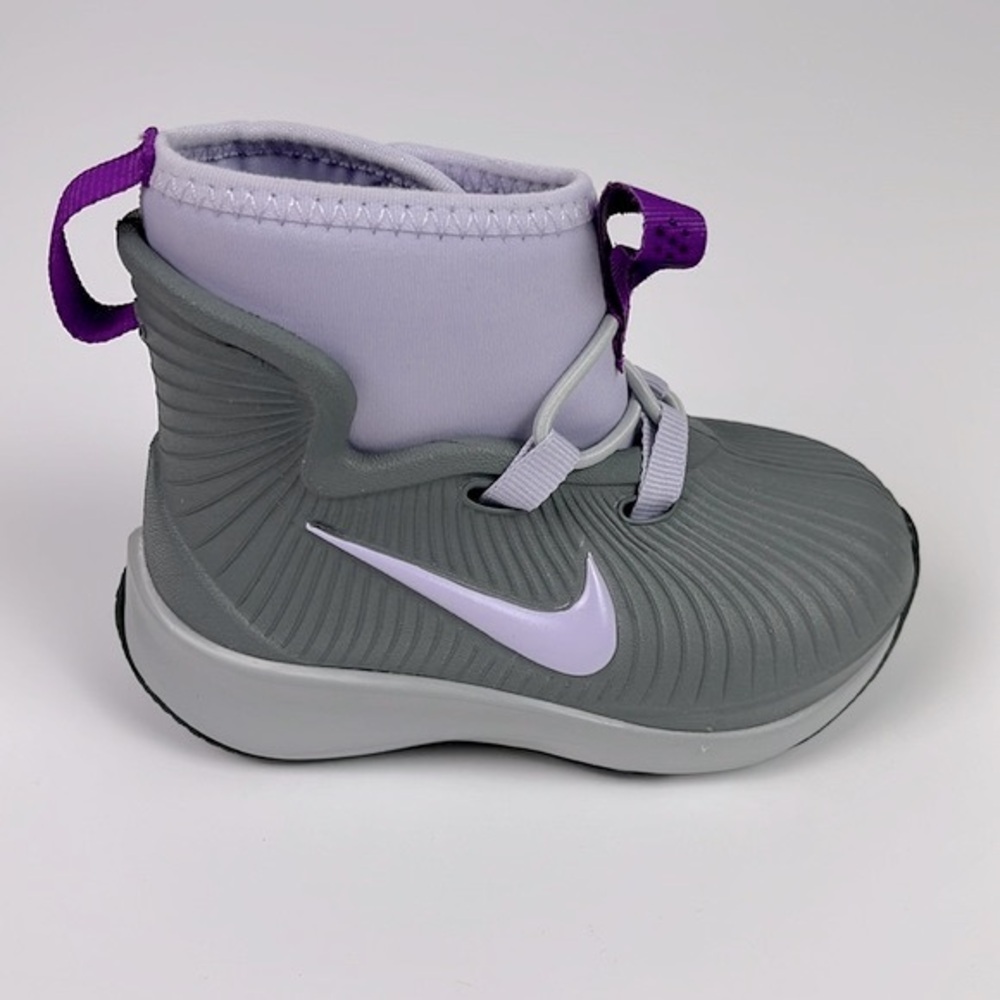 Nike Binzie Boots, Gray and Lavender, Toddler